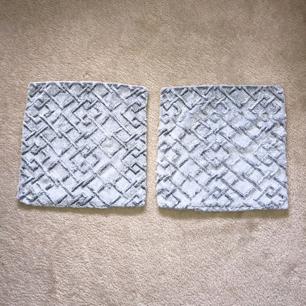 Luxury Textured Faux Fur Grayish White Throw Pillow Covers Set of 2